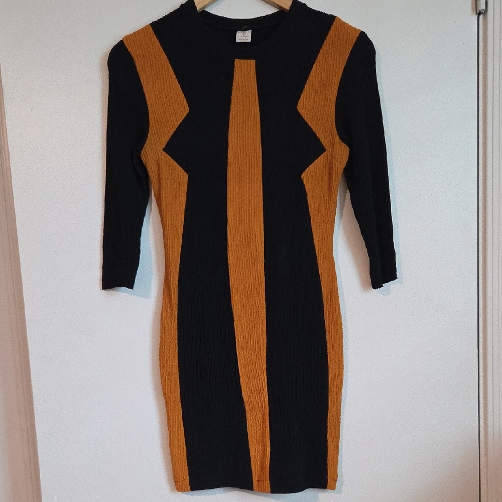 Vintage Orange and Black Long Sleeve Bodycon Cocktail Dress